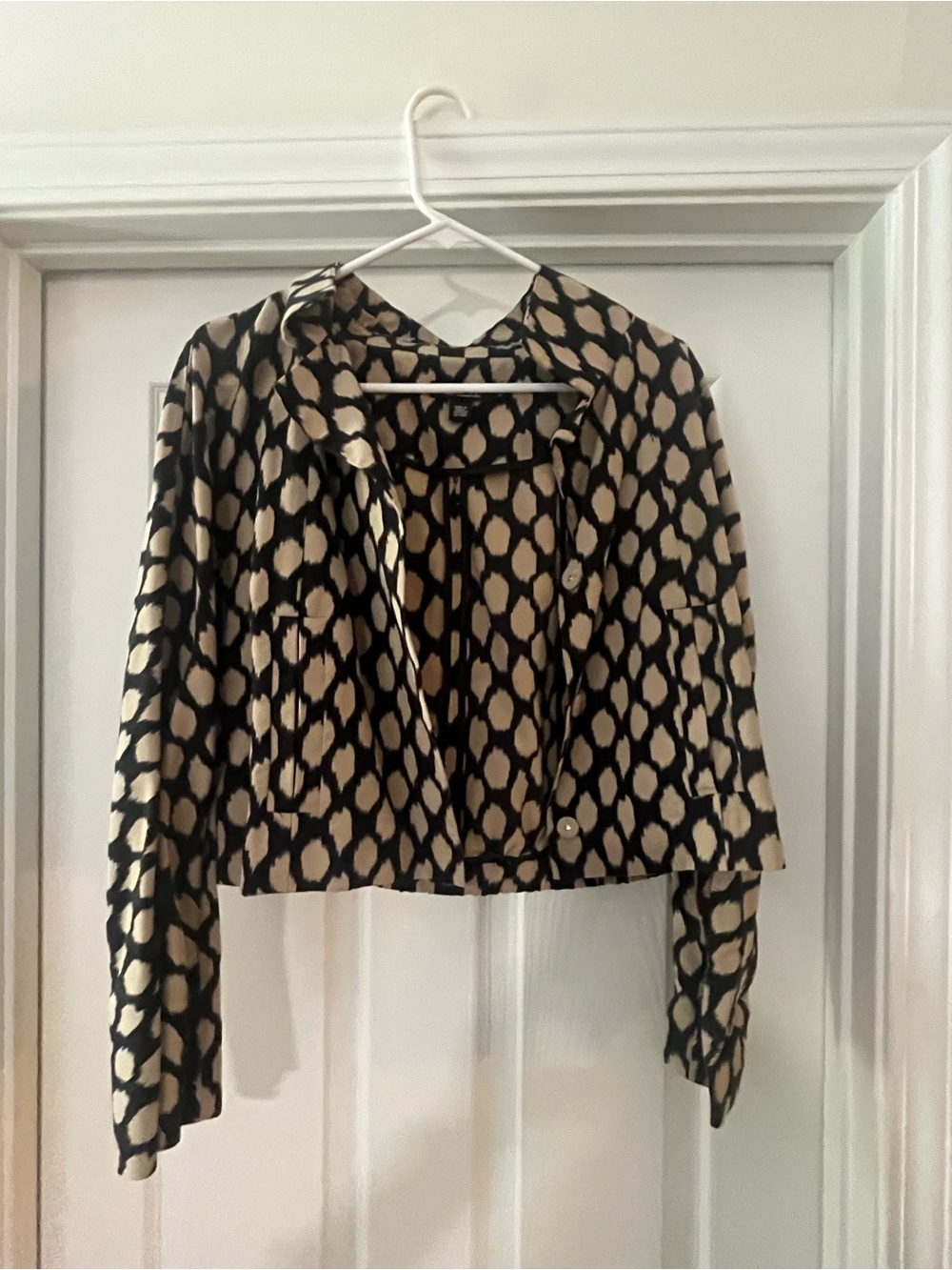 DKNY Cropped Black and Cream Polka-Link Jacket - Picture 1 of 4